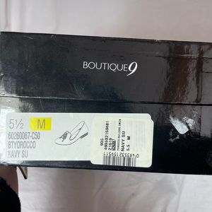 Size 5 Boutique 9 Bulldog Flats